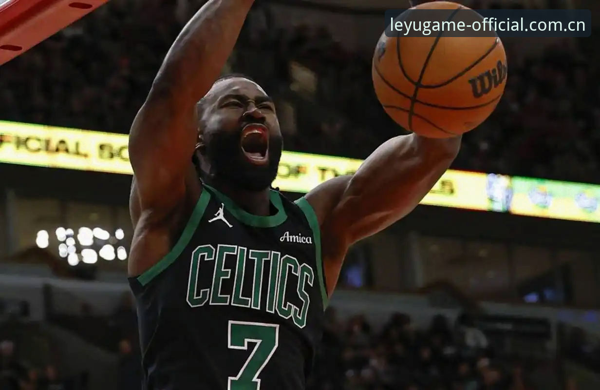字母哥互换杰伦·布朗：雄鹿的孤注一掷与NBA交易市场的最后博弈